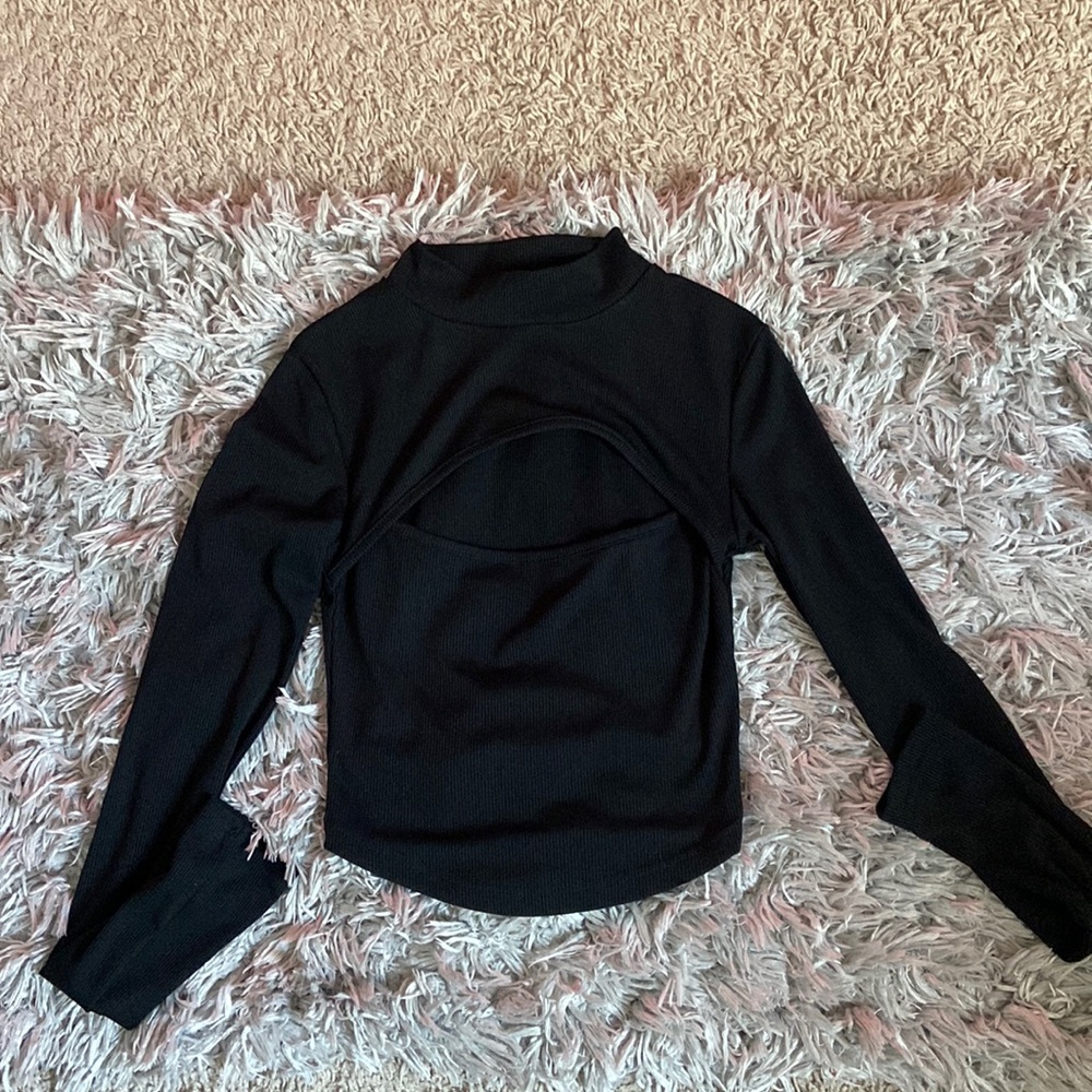 Black Cut Out Long Crop Tee